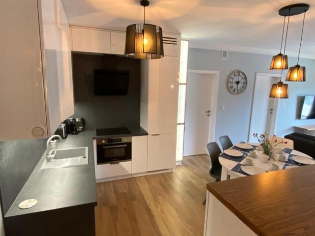 Apartament Szafirowy Gardenia Dziwnow Z Widokiem Na Morze エクステリア 写真